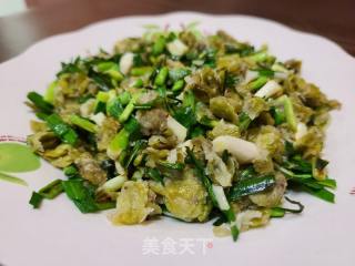 蒜苗炒蒸榆钱的做法步骤：5
