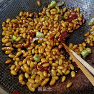 酱辣黄豆的做法步骤：8
