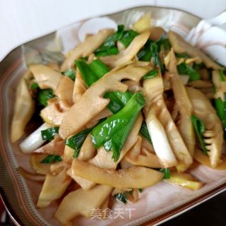 青蒜炒雷笋的做法步骤：16