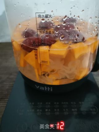 南瓜银耳红枣甜汤的做法步骤：4
