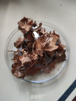 玫瑰花分心木枸杞红茶的做法步骤：2