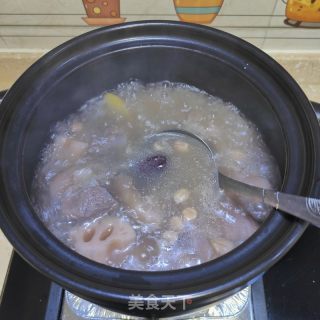 莲藕花生猪蹄汤的做法步骤：8
