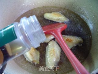茭白烧鸡翅中的做法步骤：6