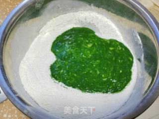 小雏菊艾草双色馒头的做法步骤：5