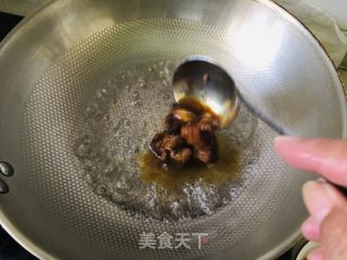 排骨汤粉的做法步骤：1