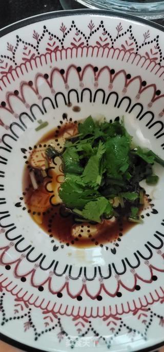 黑木耳鲜肉云吞的做法步骤：9