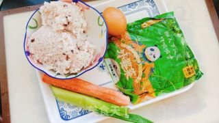 外婆菜炒饭的做法步骤：1