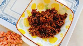 外婆菜炒饭的做法步骤：2