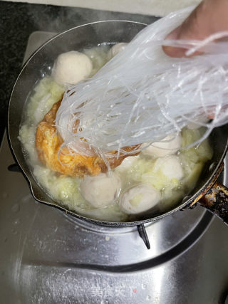 白菜粉丝肉丸汤的做法步骤：12
