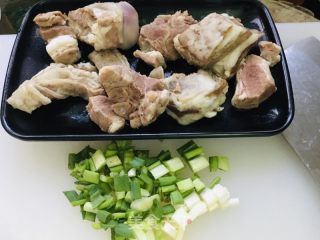 粉丝羊肉汤的做法步骤：3