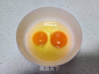 鸡蛋炒蒸枸蒲穗的做法步骤：1