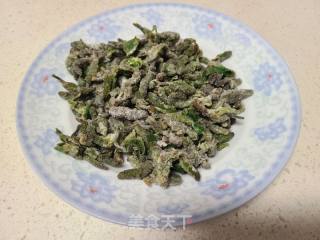 鸡蛋炒蒸枸蒲穗的做法步骤：3