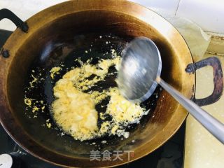 三色炒饭的做法步骤：2