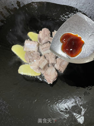 排骨烧鸡爪的做法步骤：6