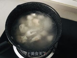 清汤馄饨的做法步骤：2