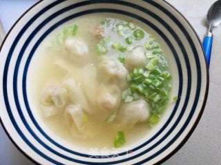 清汤馄饨的做法步骤：6
