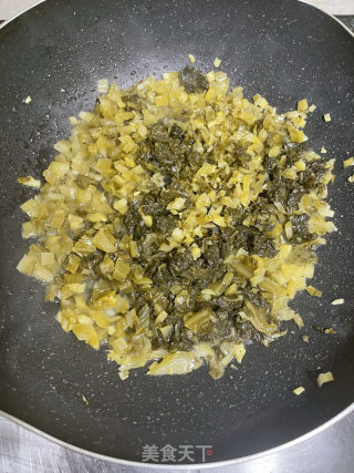 湿炒酸菜牛肉粿的做法步骤：7