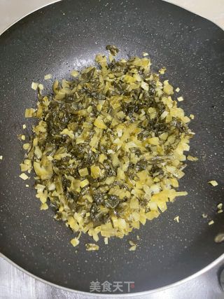 湿炒酸菜牛肉粿的做法步骤：8