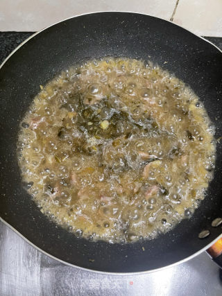 湿炒酸菜牛肉粿的做法步骤：15