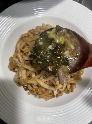 湿炒酸菜牛肉粿的做法步骤：18