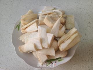 卤驴肉炒杏鲍菇的做法步骤：1