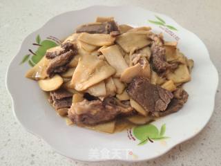 卤驴肉炒杏鲍菇的做法步骤：4