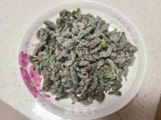 大蒜炒蒸枸蒲穗的做法步骤：3