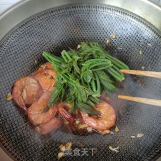 对虾炒香椿的做法步骤：12