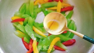 麻油莴笋的做法步骤：11