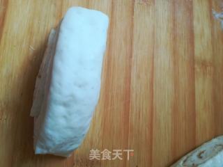 木耳核桃仁鸡蛋包子的做法步骤：2