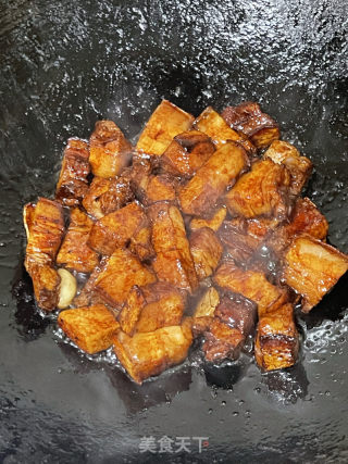 腐竹焖五花肉的做法步骤：9