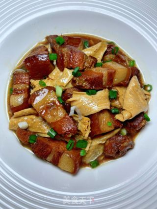 腐竹焖五花肉的做法步骤：15