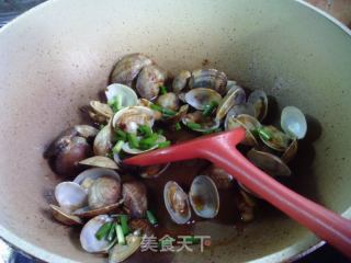 酱香花蛤的做法步骤：7