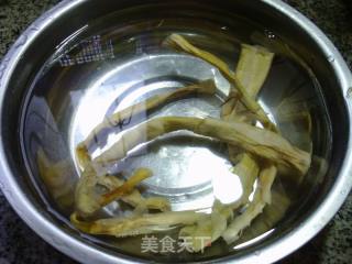冬瓜羊尾笋鸡汤的做法步骤：2