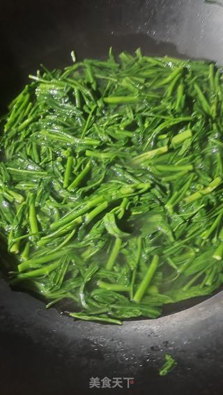 椒丝腐乳炒通菜的做法步骤：6