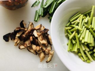 羊肉香菇面片的做法步骤：2