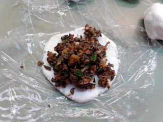 fu豇豆腊肉叶儿粑的做法步骤：19