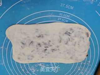 梅菜猪肉锅盔的做法步骤：4