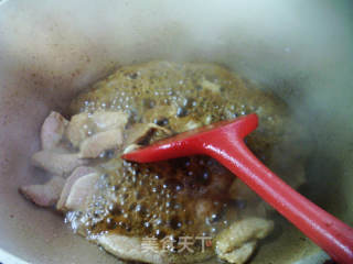 瘦肉青椒炒茭白的做法步骤：7