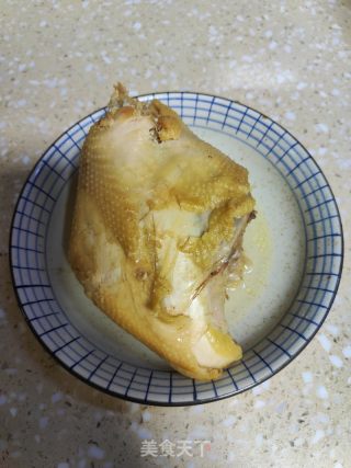 凉拌鸡丝的做法步骤：1