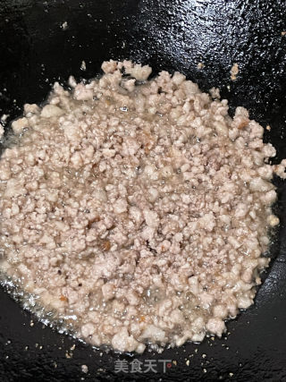 炒酱肉的做法步骤：5