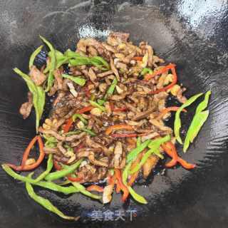 椒丝炒肉的做法步骤：7