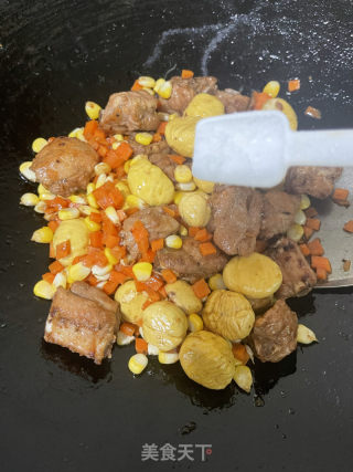 排骨板栗焖饭的做法步骤：12