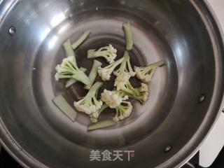 海鲜什锦菜的做法步骤：3