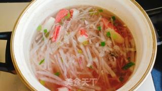 蟹棒水萝卜汤——春天的味道的做法步骤：10