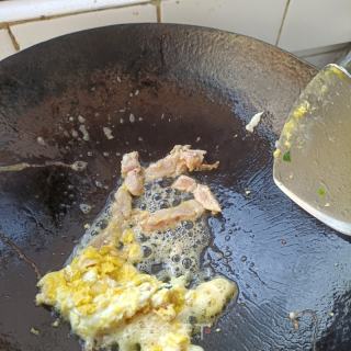 鸡蛋精肉炒薤白的做法步骤：8