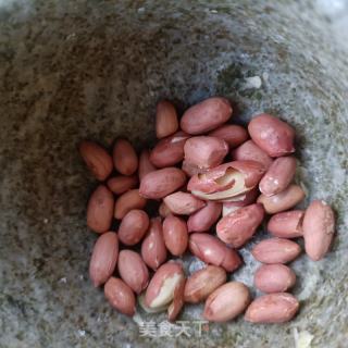 花生拌马兰头的做法步骤：6