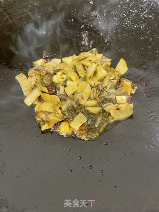 水煮酸菜豆腐肉片的做法步骤：8