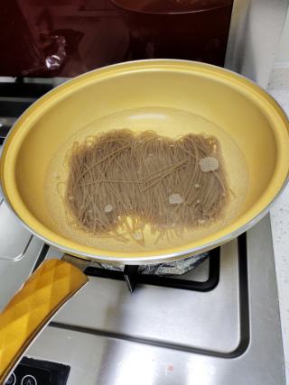 自制爽口冷面的做法步骤：3