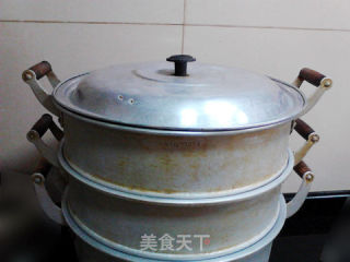 笋干酱肉白玉米面包子的做法步骤：19